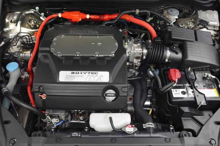  Honda Accord Hybrid America 2005 года  (фото 11 из 69)